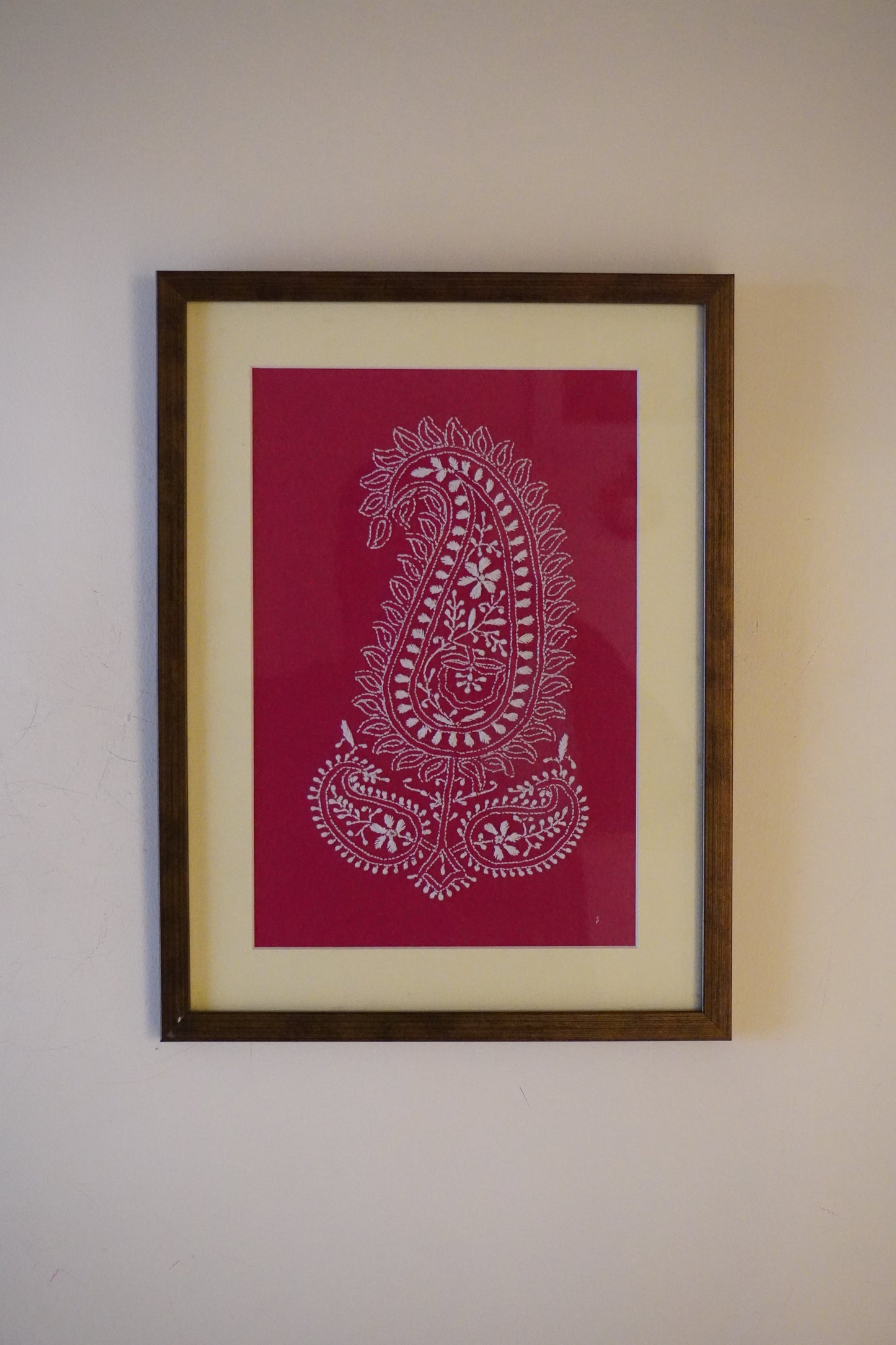 Chikankari embroidery frame - White on Pink