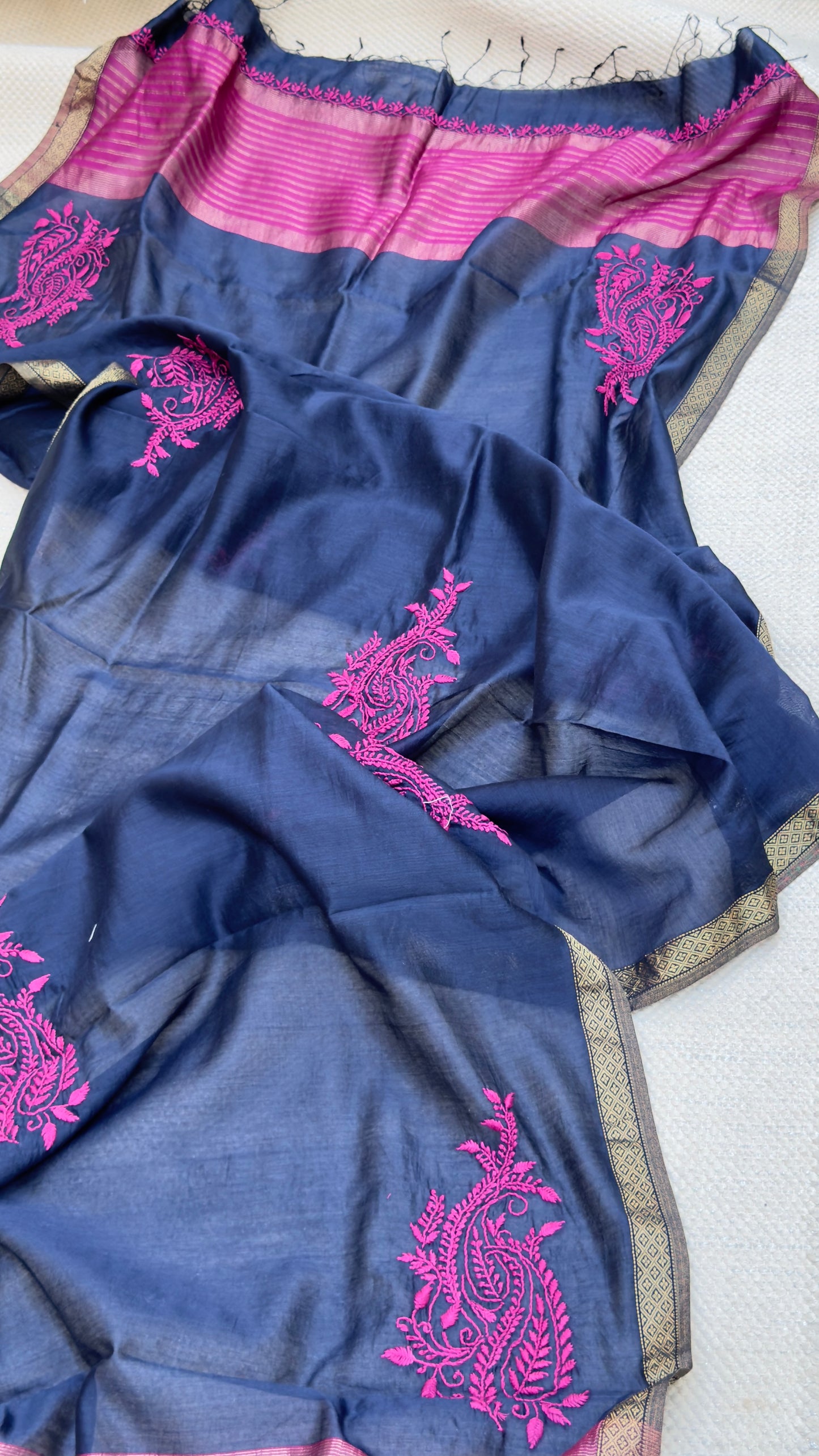 Dupatta Navy blue in Maheshwari silk cotton with handmade Chikankari