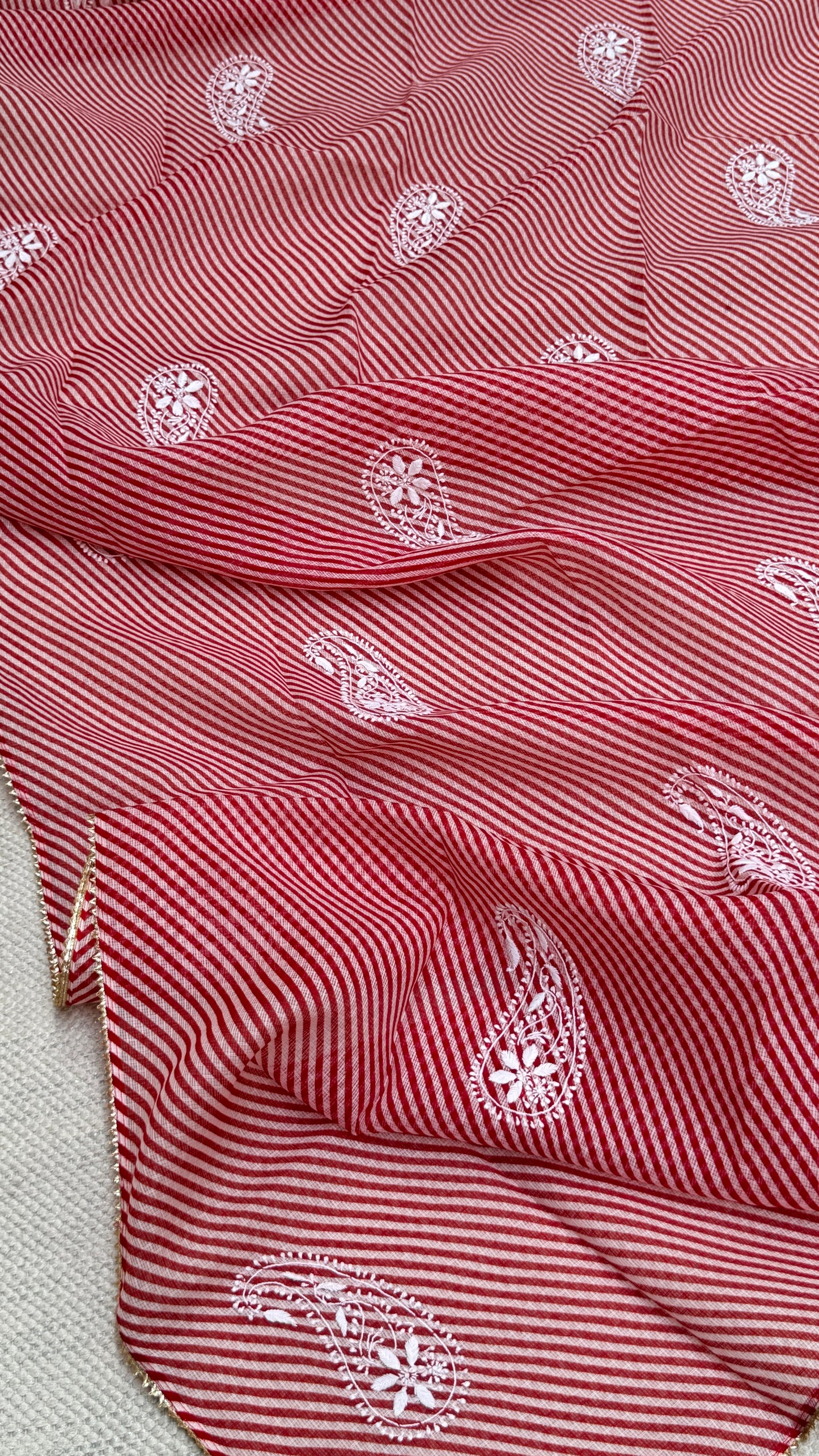 Dupatta Leheriya Red and white